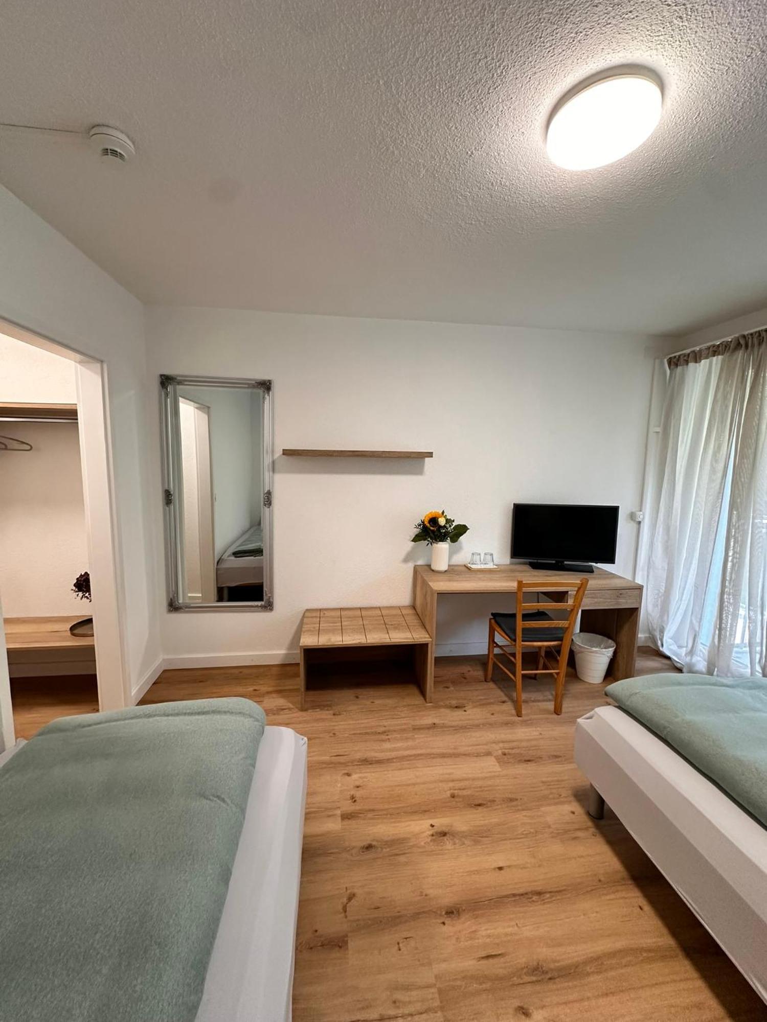 Business Hotel Riverside Duggingen Exterior foto