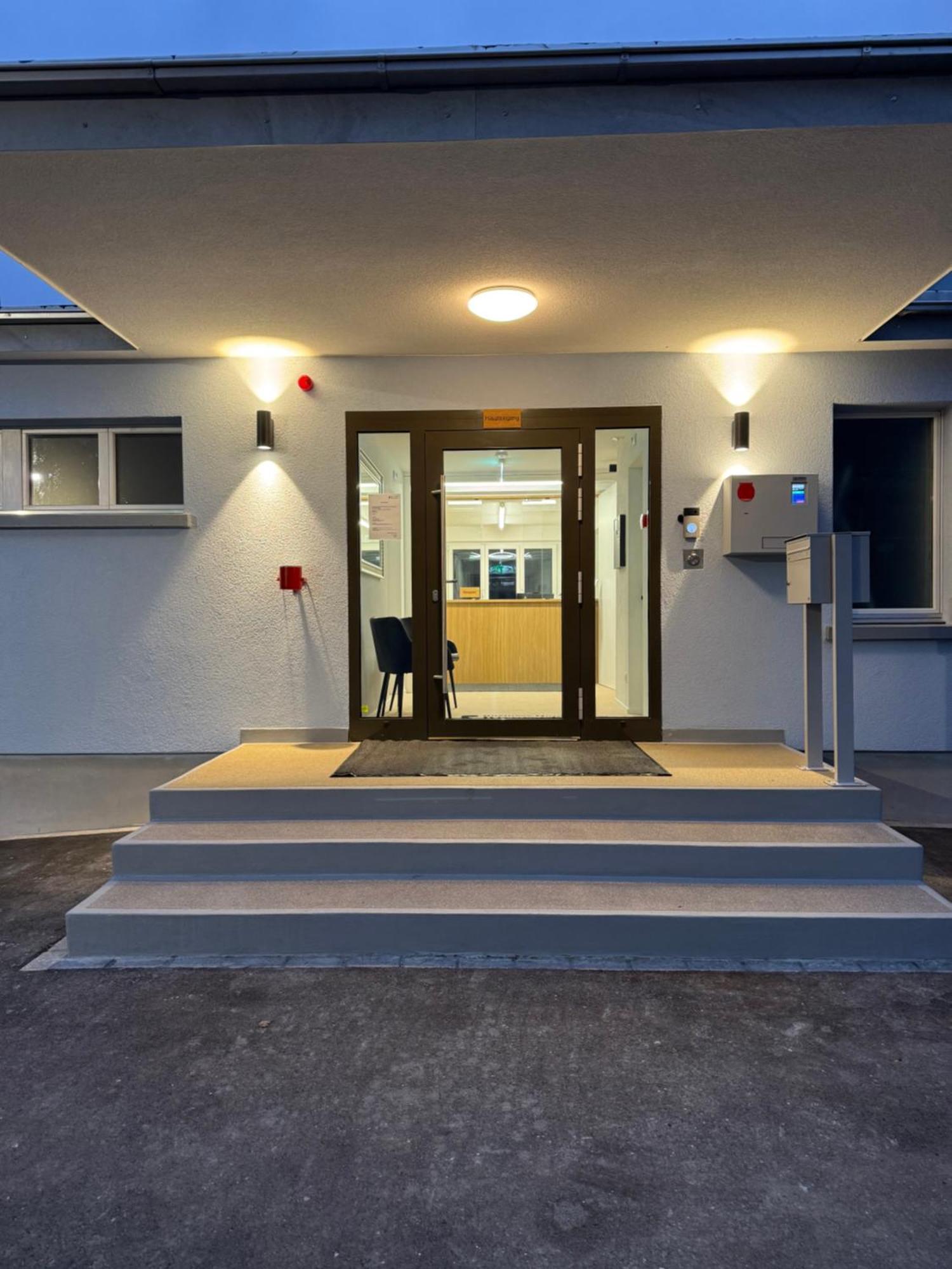 Business Hotel Riverside Duggingen Exterior foto