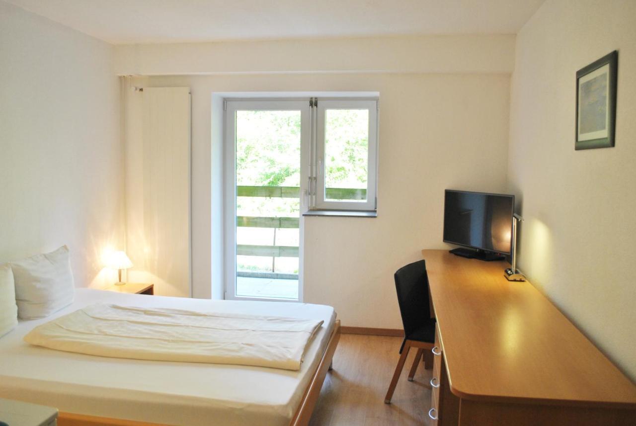 Business Hotel Riverside Duggingen Exterior foto